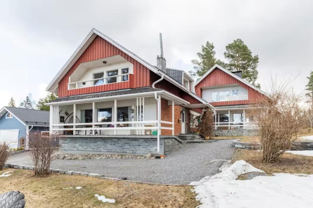 Beautiful Expansive House With Sea Views, Large Private Bedrooms Available In Shared House Вааса Экстерьер фото